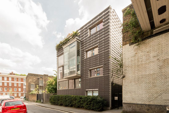 de Rijke Marsh Morgan-designed split-level modernist apartment in London SE1