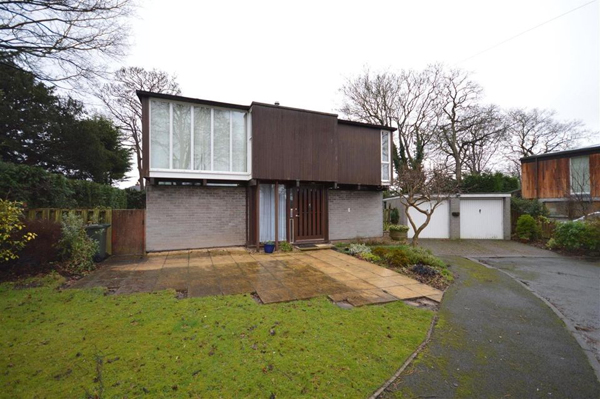 J Roy Parker-designed modernist property in Parkgate, Cheshire