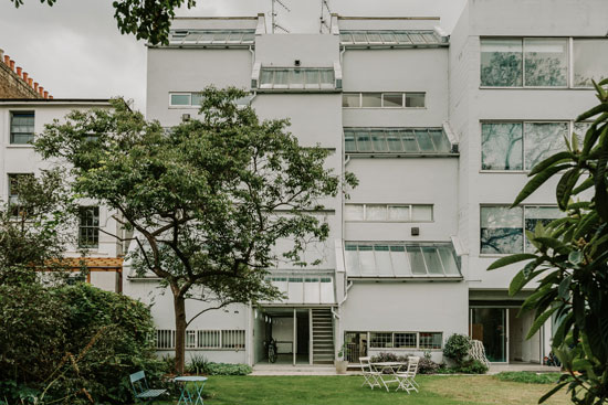 Duplex apartment in 1960s Cliff Road Studios in London NW1