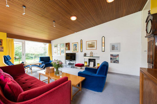1960s midcentury modern house in Stratford-Upon-Avon, Warwickshire