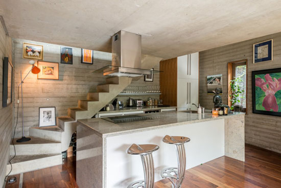 de Rijke Marsh Morgan-designed split-level modernist apartment in London SE1