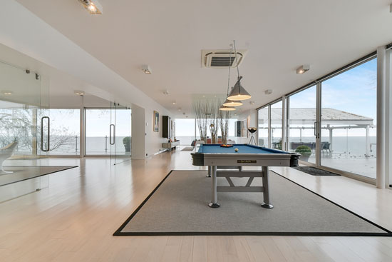 1950s modernist property in Vedbaek, Denmark