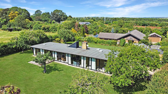 1970s John Meunier modern house in Little Eversden, Cambridge