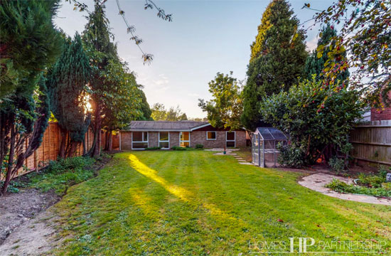 1960s midcentury modern house in Three Bridges, West Sussex