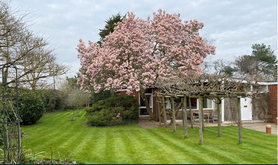 1960s midcentury modern house in Stratford-Upon-Avon, Warwickshire