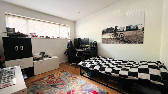 1960s Renway house in Edgcumbe Park, Crowthorne, Berkshire