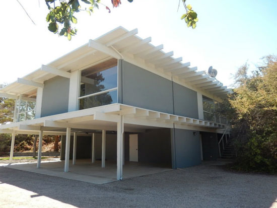 1960s midcentury modern property in King City, California, USA