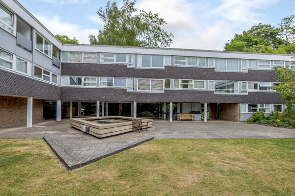 Renovation project Highsett apartment in Cambridge