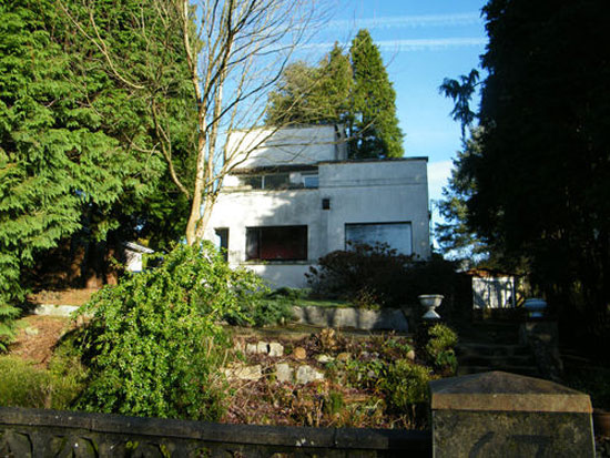 Three-bedroom 1930s art deco property in Carmarthen, South Wales