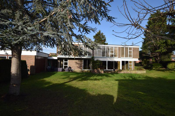 1960s Norman Brooks modernist property in Canvey Island, Essex