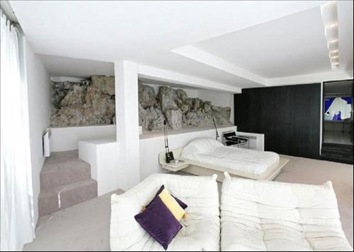 cap4 1960s Claude Parent-designed Villa Ex in Cap D'Antibes, South Of France