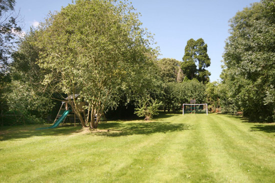 1960s property on the Eric Lyons-designed Cedar Chase estate in Taplow, Buckinghamshire