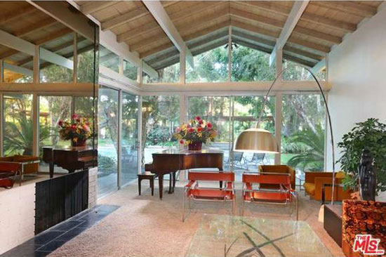 1960s Donald Park-designed midcentury property in Los Angeles, California, USA