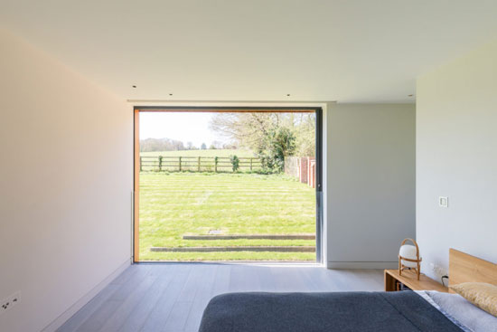 John Pardey-designed Cheeran House in Lower Basildon, Berkshire