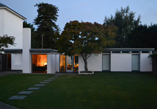 1960s Roger Dyer-designed modernist property in Cheltenham, Gloucestershire