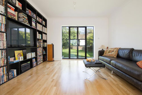 cliff3 Five-bedroomed art deco house in Roedean, Brighton, East Sussex