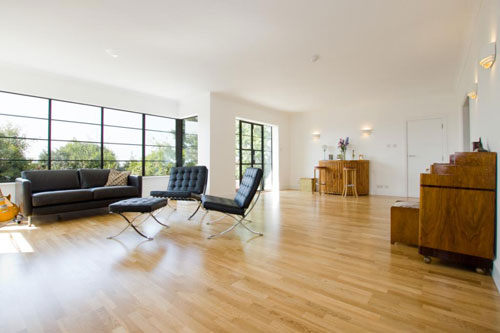 cliff5 Five-bedroomed art deco house in Roedean, Brighton, East Sussex