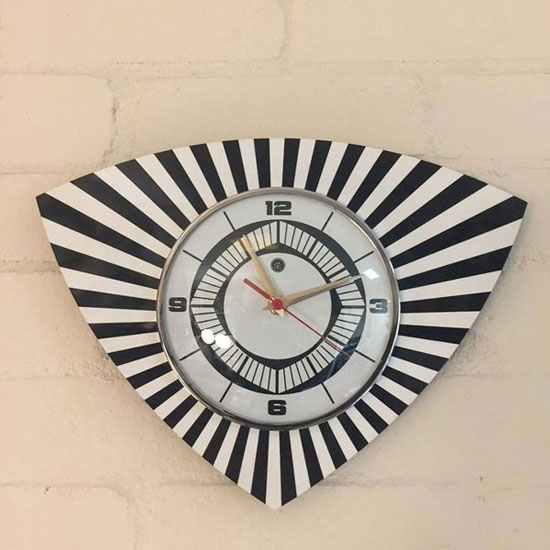 1950s-style midcentury modern clocks by Royale Enamel