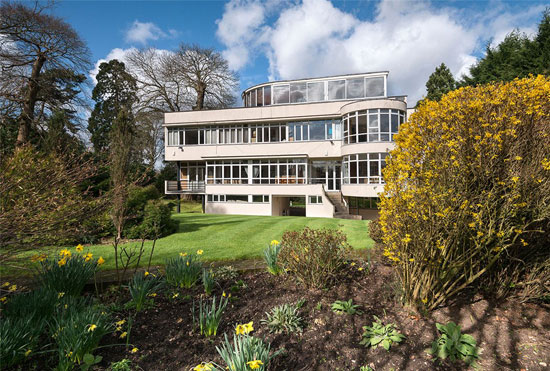 Grade II-listed modernism: 1930s Connell, Ward and Lucas-designed property in Rickmansworth, Hertfordshire