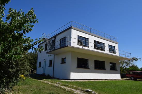 Holiday let: Art deco-style Control Tower in Walsingham, Norfolk