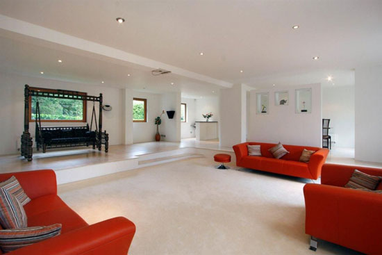 coo3 Five bedroom art deco-inspired house in Coombe Ridings, Kingston-upon-Thames, Surrey