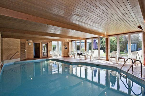 1960s five-bedroom modernist property in Cookham, Berkshire