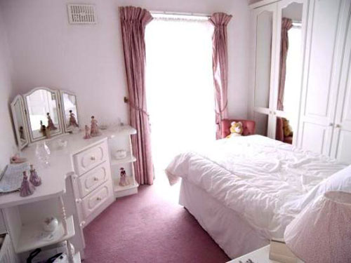 cov5 Three-bedroom Scandinavian-style bungalow in Coventry, West Midlands