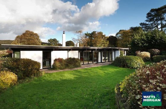 Five-bedroom single-storey modernist property in Llansannor, Vale Of Glamorgan South Wales