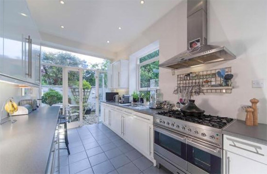 1970s Frazer Crane-designed modernist property in Altrincham, Cheshire