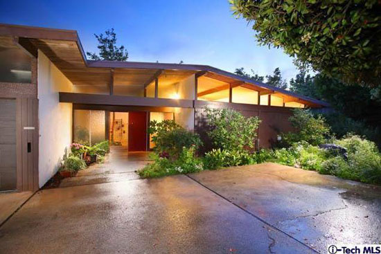 On the market: 1960s Webster Wiley-designed midcentury modern property in La Crescenta, California, USA