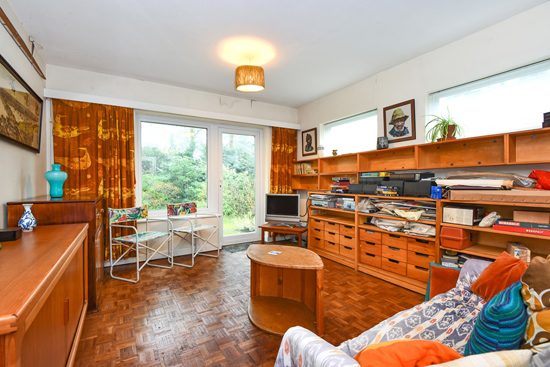 Time capsule on the 1960s Edgcumbe Park estate in Crowthorne, Berkshire