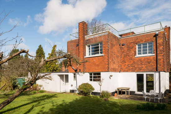 1930s Sydney Gubby art deco property in Croydon, Great London