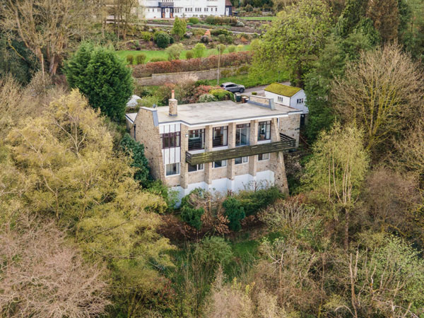 1960s midcentury modern house in Ilkley, West Yorkshire