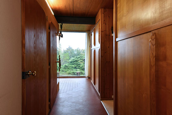 1960s La Maison du Docteur Gauthier by Jean Prouve in Saint-Die-des-Vosges, northeastern France