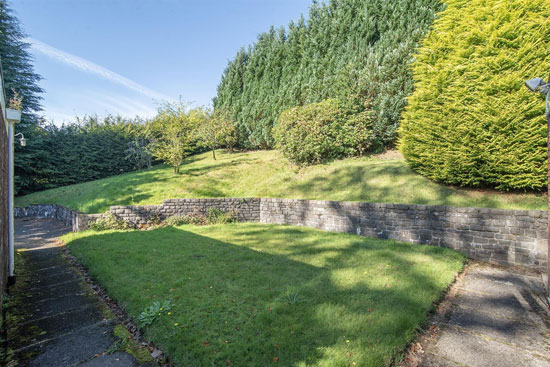1950s midcentury modern house in Dollar, Clackmannanshire