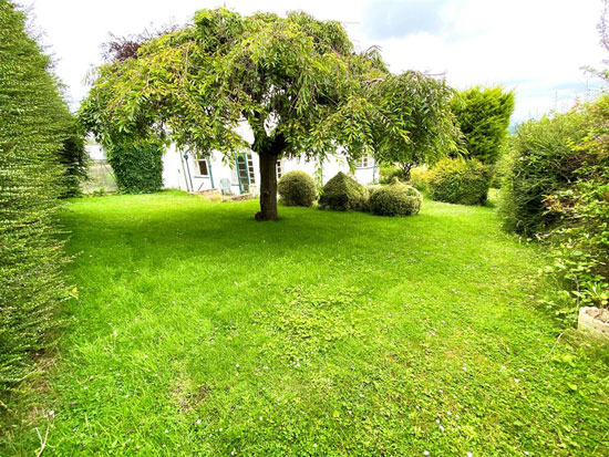 1930s art deco house in Dursley, Gloucestershire