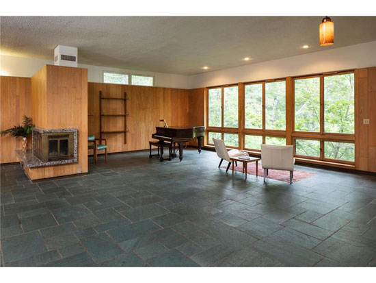 1950s midcentury modern Erickson House in Duluth, Minnesota, USA