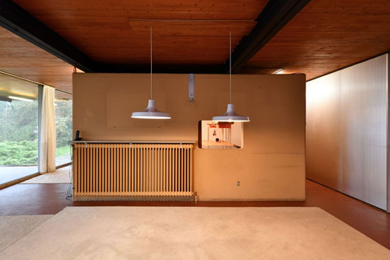 1960s La Maison du Docteur Gauthier by Jean Prouve in Saint-Die-des-Vosges, northeastern France