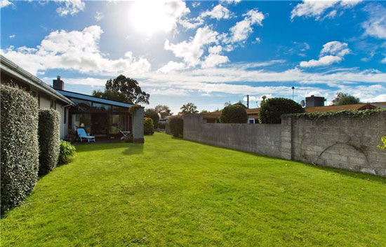 1960s Diamond Redfern Anderson-designed midcentury property in Dublin, Ireland