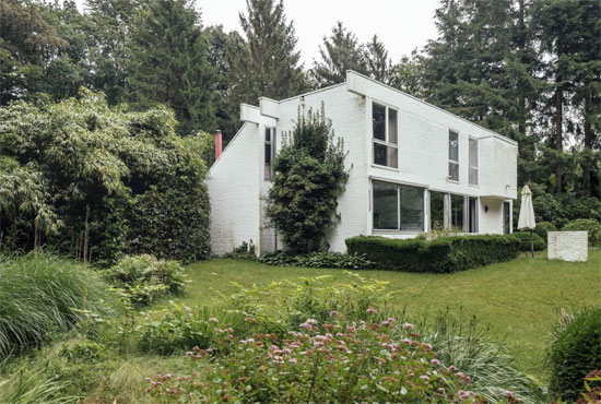 1960s Marc Dessauvage-designed modernist property in Kapellen, Belgium