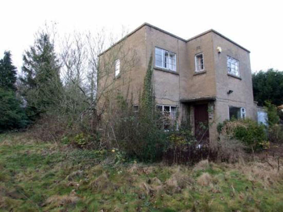 In need of renovation: Three bedroom 1930s art deco house in Darley Abbey, Derby, Derbyshire