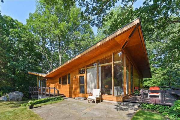 1950s David Henken midcentury modern property in Pound Ridge, New York, USA