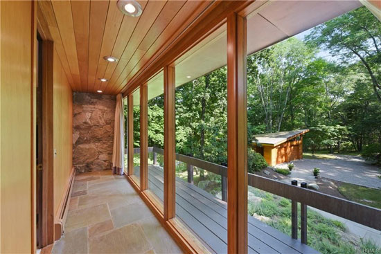 1950s David Henken midcentury modern property in Pound Ridge, New York, USA