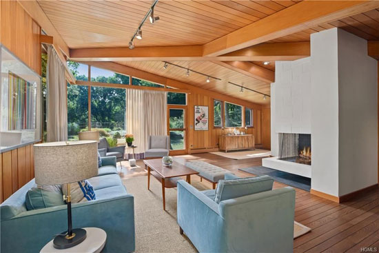 1950s David Henken midcentury modern property in Pound Ridge, New York, USA