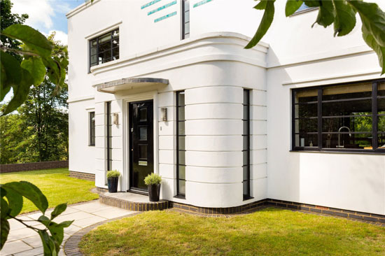 Grand Designs: The Art Deco House In Godalming, Surrey - Wowhaus