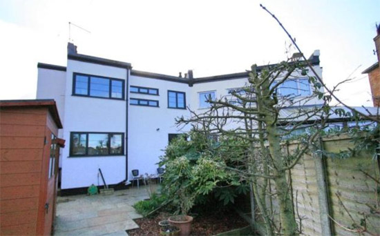 Three bedroom 1920s semi-detached art deco property in Rayleigh, Essex
