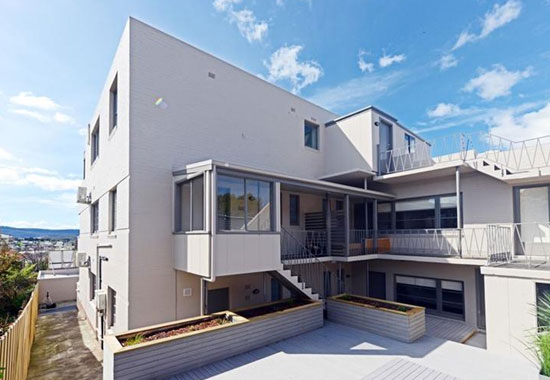 One-bedroom art deco apartment in West Hobart, Tasmania, Australia