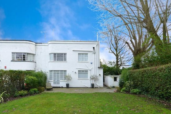 Four-bedroom semi-detached 1930s art deco property in London N2