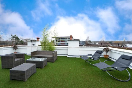 Four-bedroom semi-detached 1930s art deco property in London N2