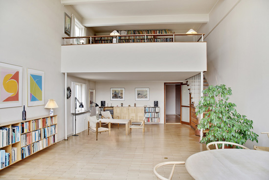 Arne Jacobsen modernism: 1950s townhouse in the Bellevue complex, Klampenborg, near Copenhagen, Denmark